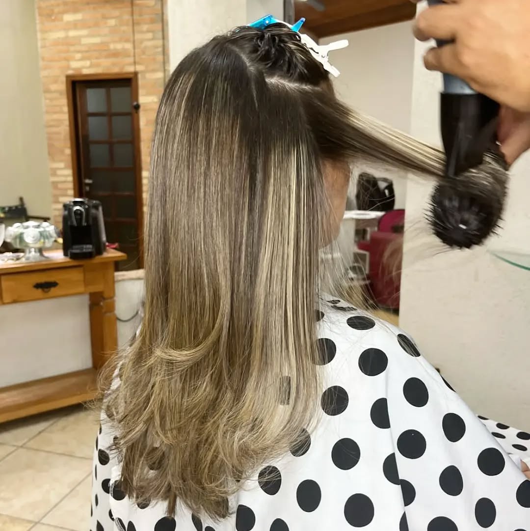 Retoque de Raiz em Santo André | Espaço Toutes Retoque de Raiz em Santo André | Espaço Toutes
