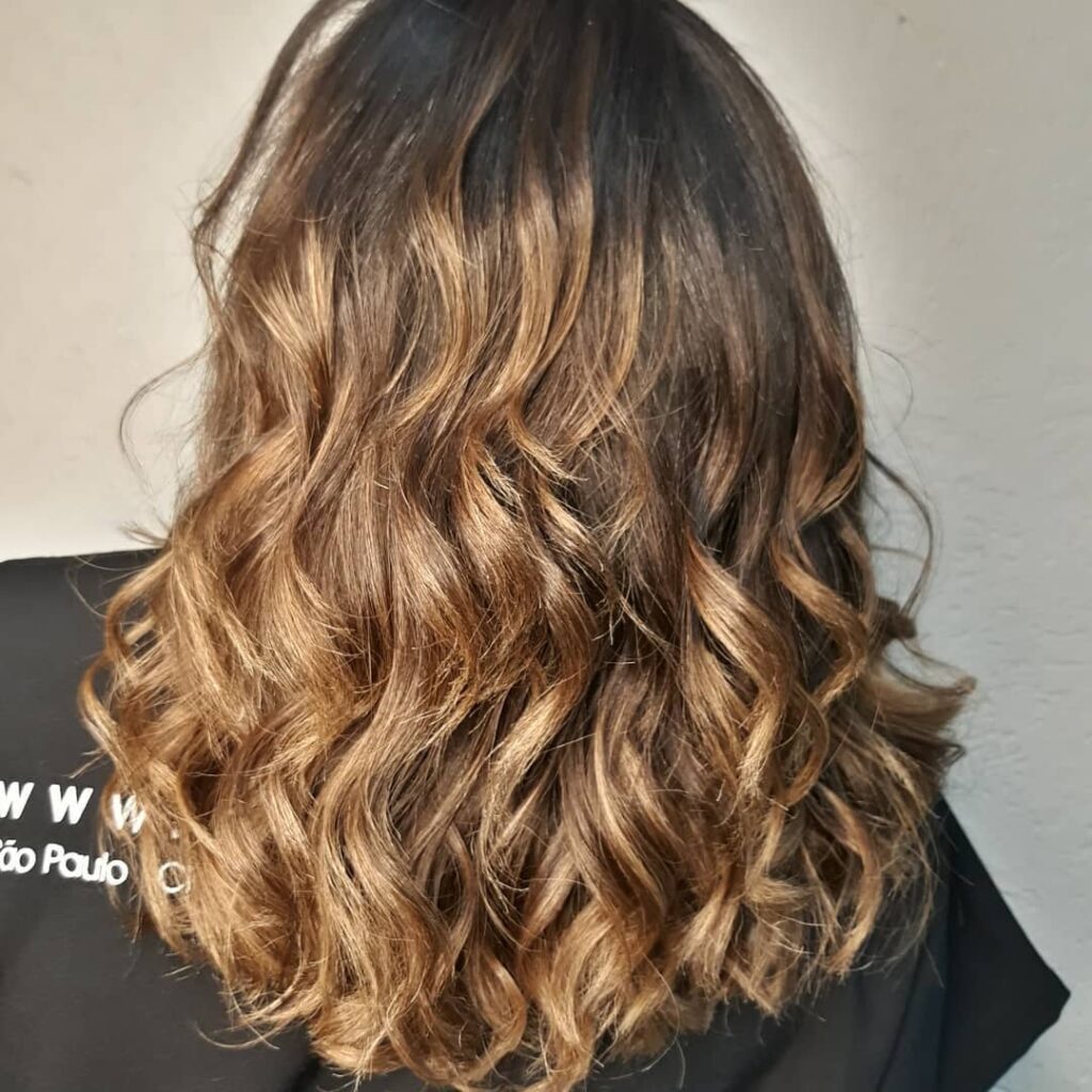 Coloração e mechas – Espaço Toutes, Santo André - SP – foto 39