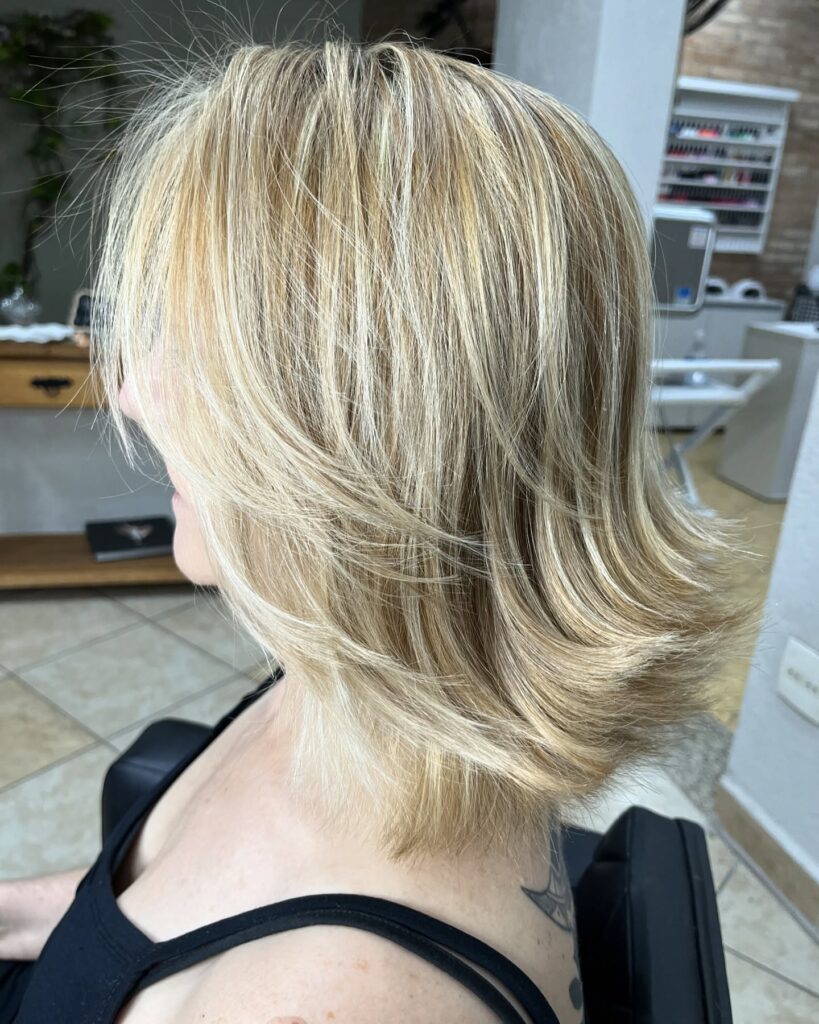 Coloração e mechas – Espaço Toutes, Santo André - SP – foto 32